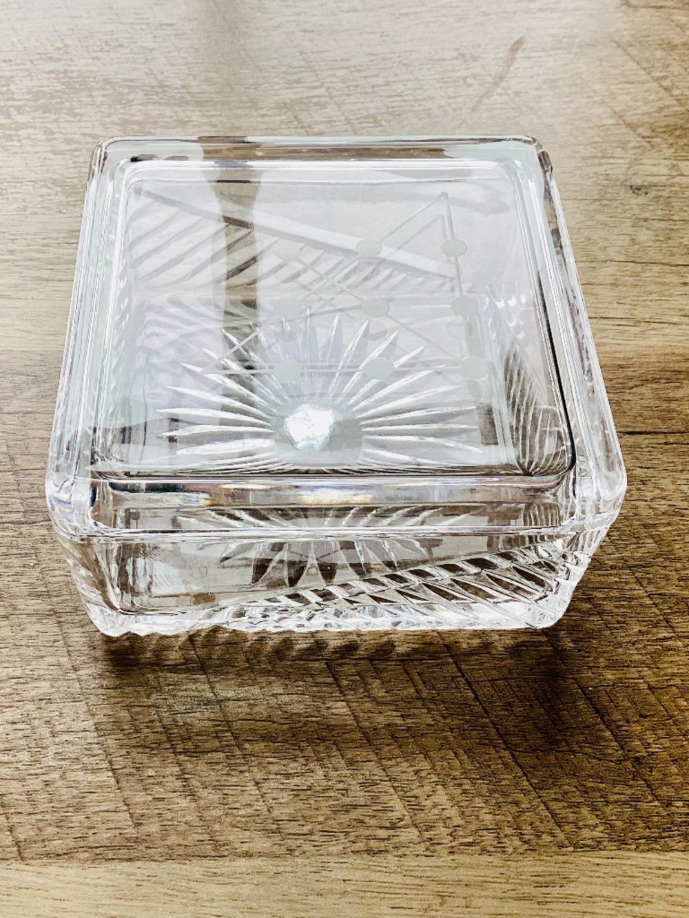 Vintage 24% Lead Crystal Square Lidded Box Trinket Dish MCM Made In Ireland 4”.